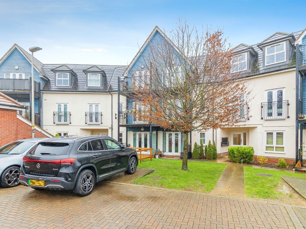 2 bed flat for sale in Tyhurst, Middleton, Milton Keynes MK10, £250,000