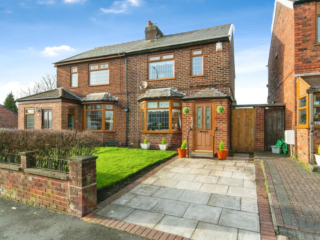 2 bed semidetached house for sale in Woodlands Road, Haresfinch, St
