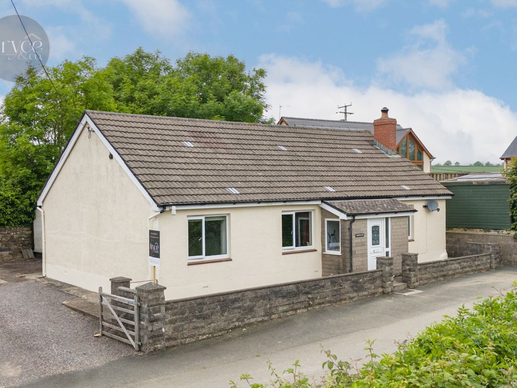 3 bed detached house for sale in Hafod Lon, Penffordd, Clynderwen SA66