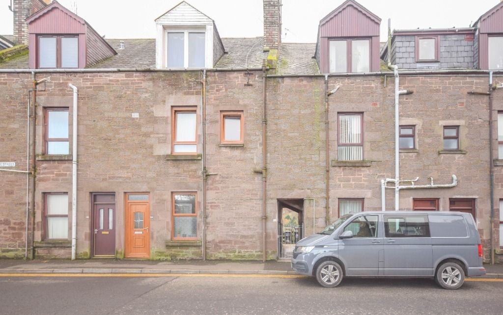 1 bed flat to rent in Montrose Street, Brechin, Angus DD9, £375 pcm