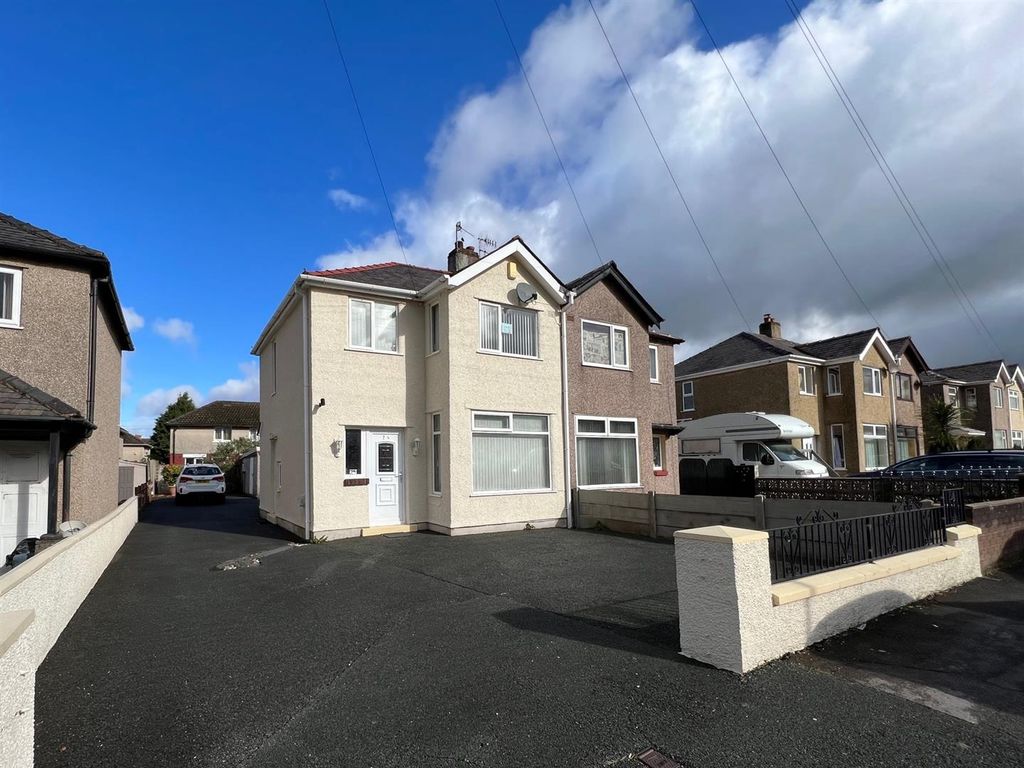 3 bed semidetached house for sale in Edenvale Crescent, Lancaster LA1
