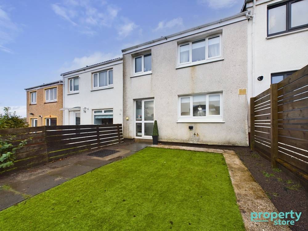3 bed terraced house for sale in Warwick, East Kilbride, South