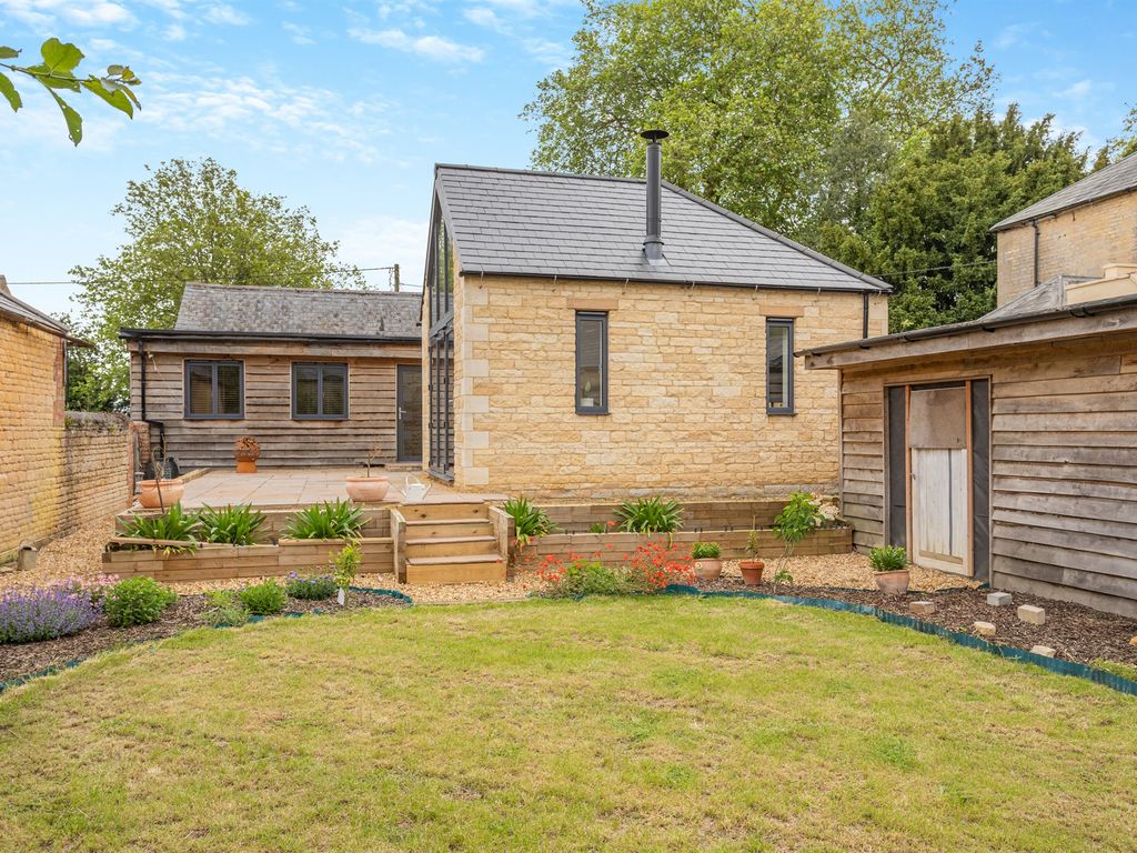 2 bed detached house for sale in Main Road, Etton, Peterborough PE6, £