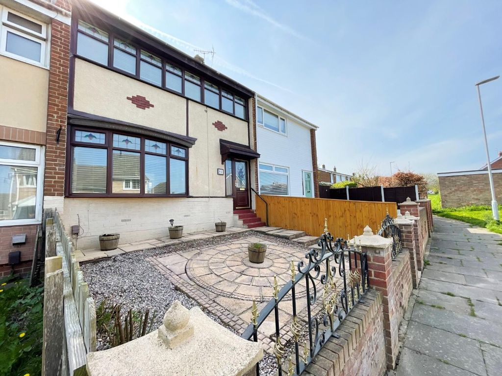 3 bed terraced house for sale in Dodsworth Walk, Clavering, Hartlepool