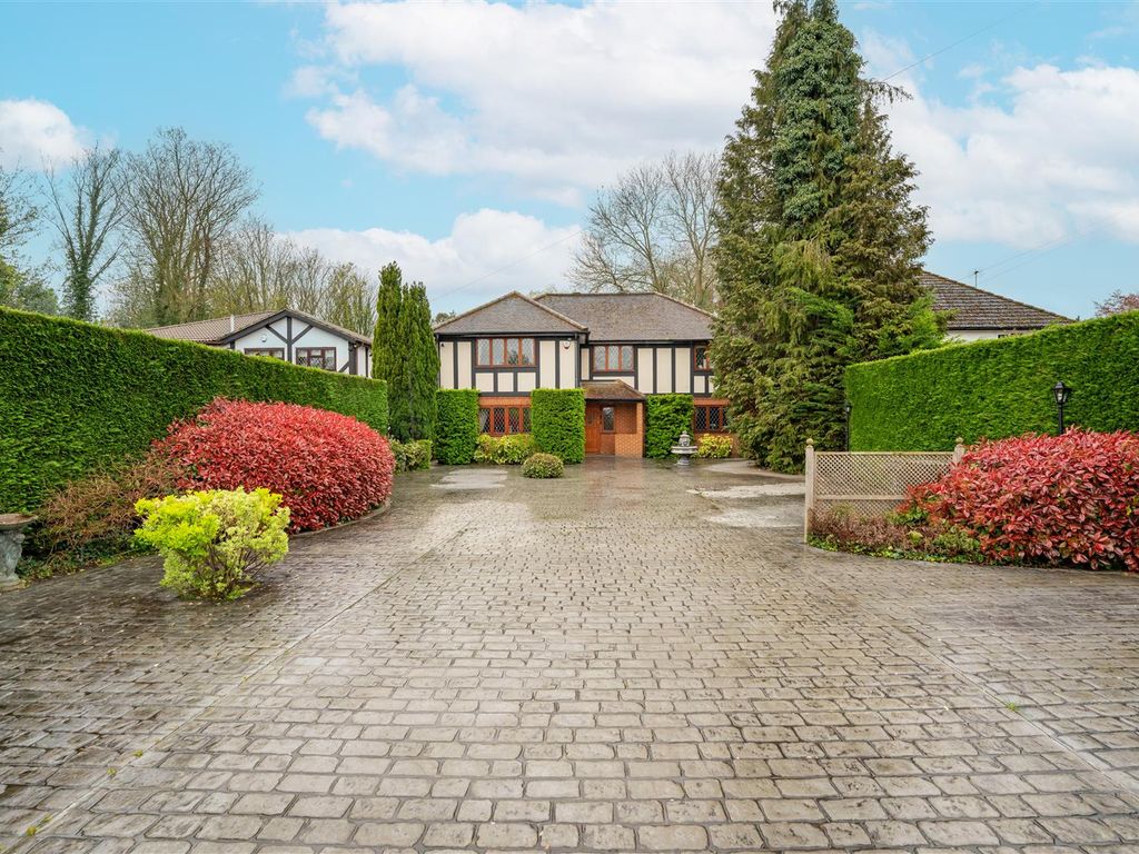 5 bed detached house for sale in Old Slade Lane, Iver SL0 Zoopla