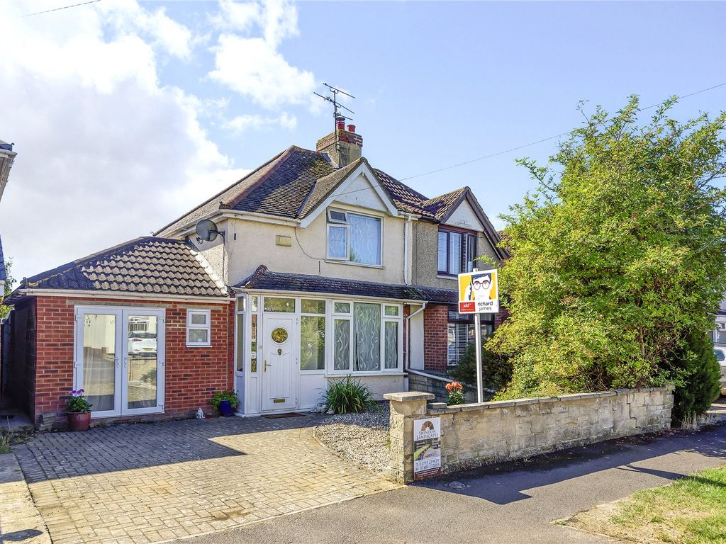 3 bed semidetached house for sale in Colebrook Road, Coleview, Swindon