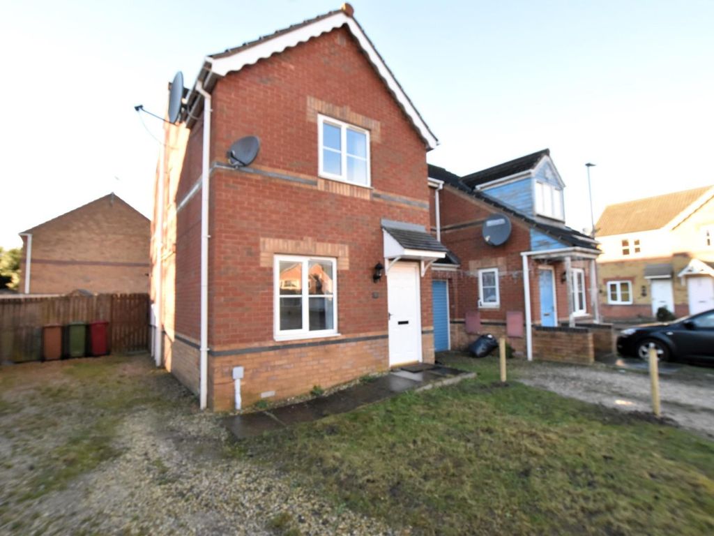 2 bed property to rent in Bedford Way, Scunthorpe DN15, £650 pcm Zoopla