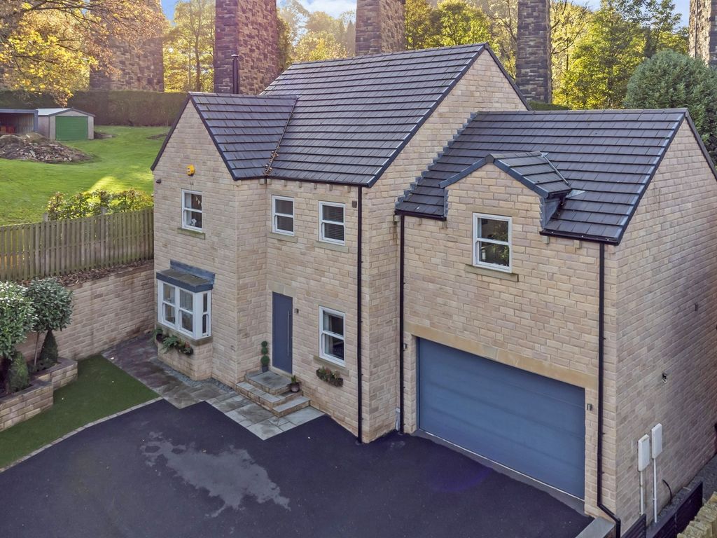 4 bed detached house for sale in Bank Lane, Denby Dale, Huddersfield