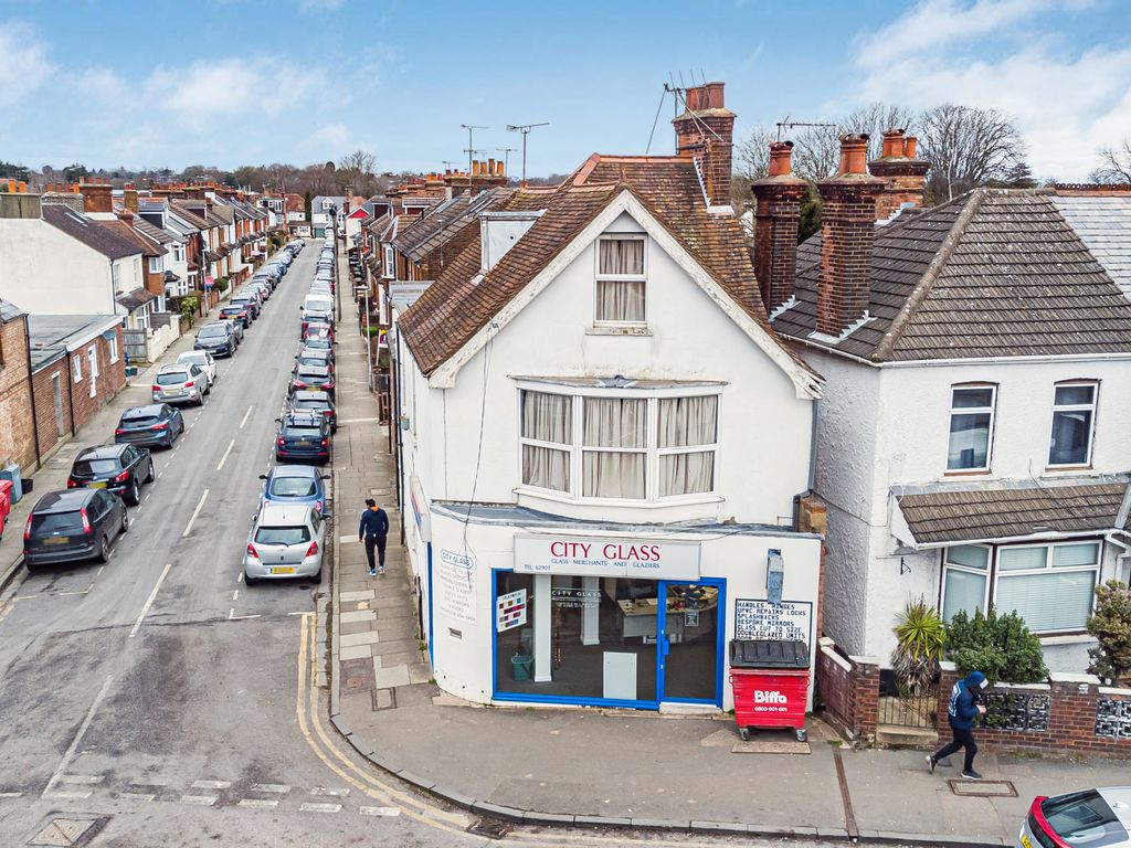 3 bed flat for sale in Hatfield Road, St Albans AL1 Zoopla