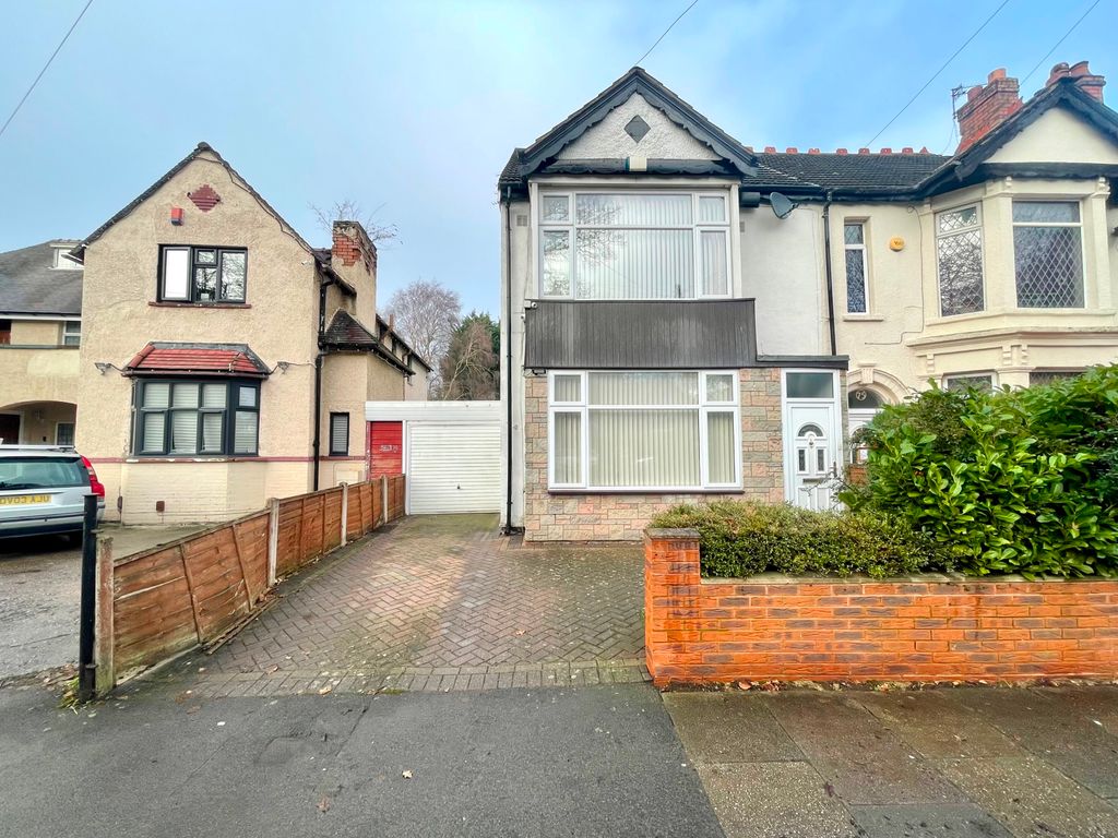 5 bed semidetached house for sale in Park Road West, Wolverhampton WV1