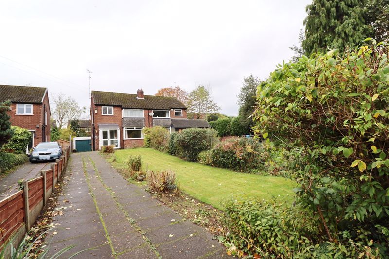 3 bed semidetached house for sale in Dales Brow, South Swinton