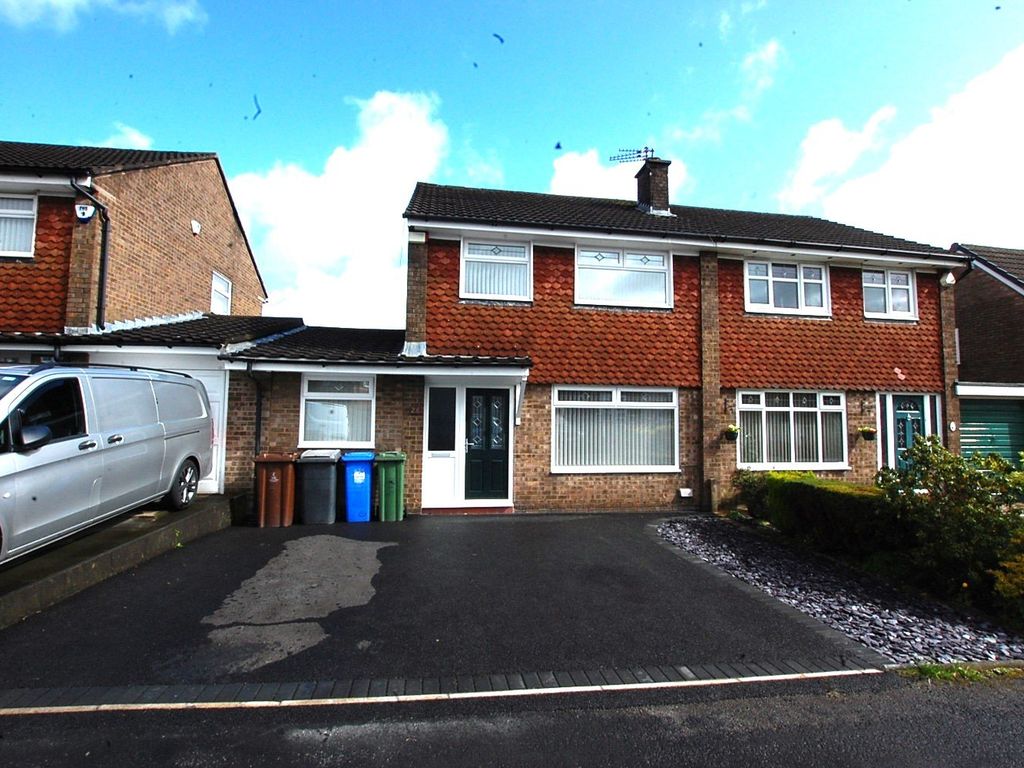 3 bed semidetached house for sale in Chapel Close, Dukinfield, Greater