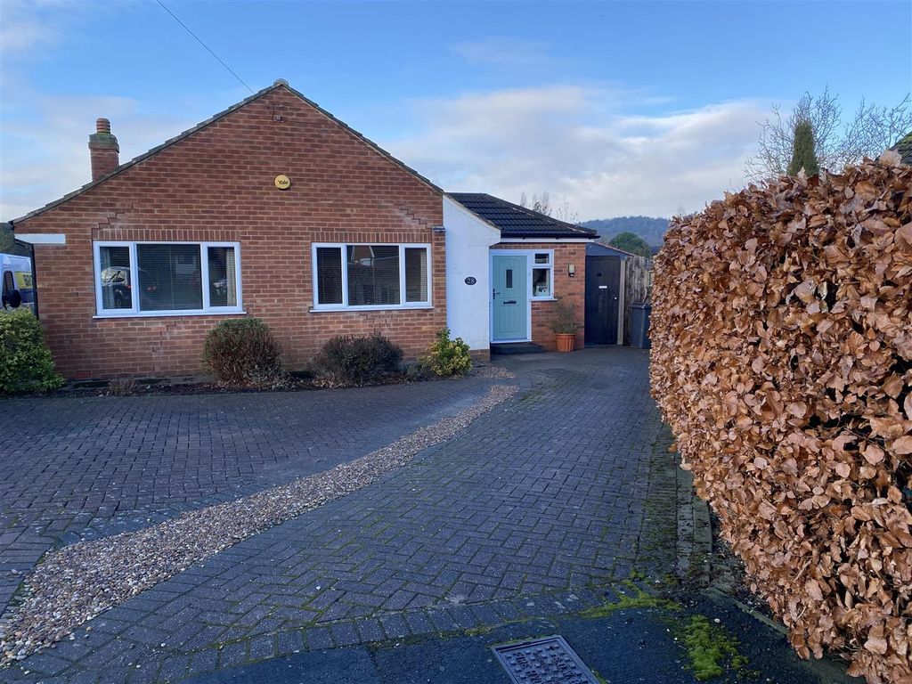 2 bed detached bungalow for sale in Pear Tree Close, Hartshorne DE11, £