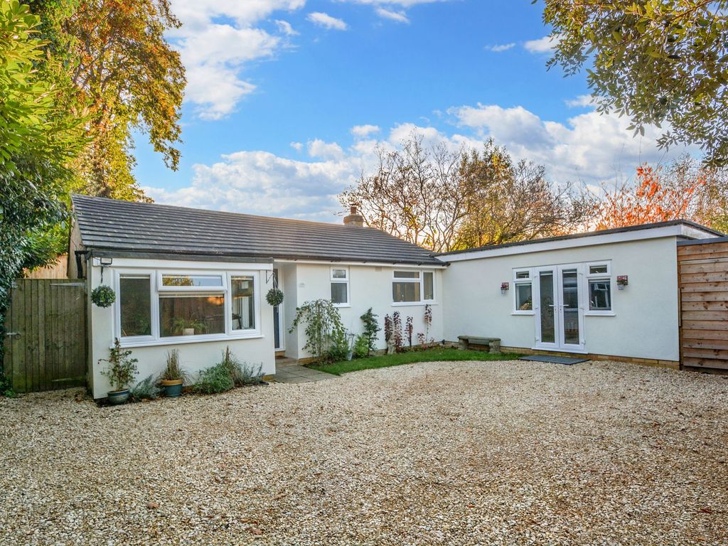Glebelands Road, Wokingham RG40  