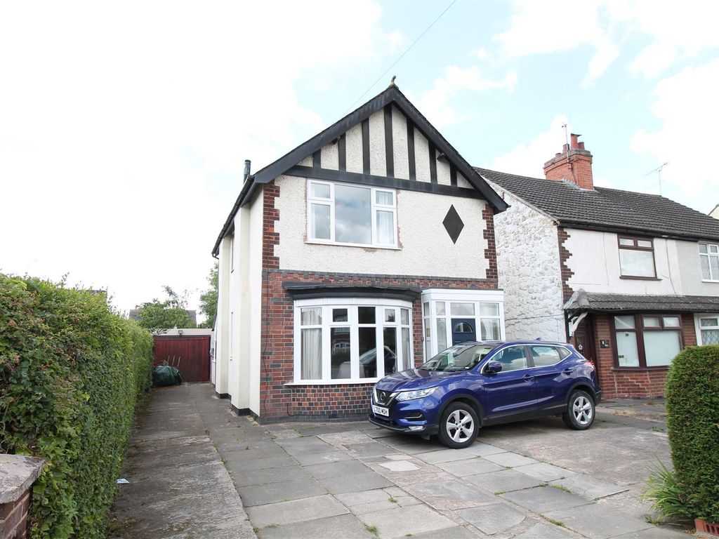 3 bed detached house for sale in Bardon Road, Coalville, Leicestershire