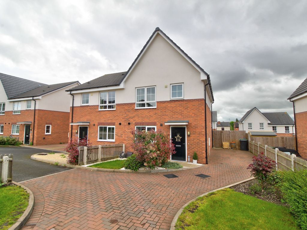 3 bed semidetached house for sale in Brettell Lane, Wordsley
