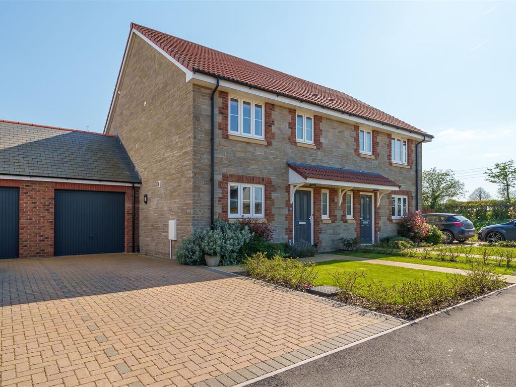 3 bed semidetached house for sale in Broomfield, Willey Road, Stoke St