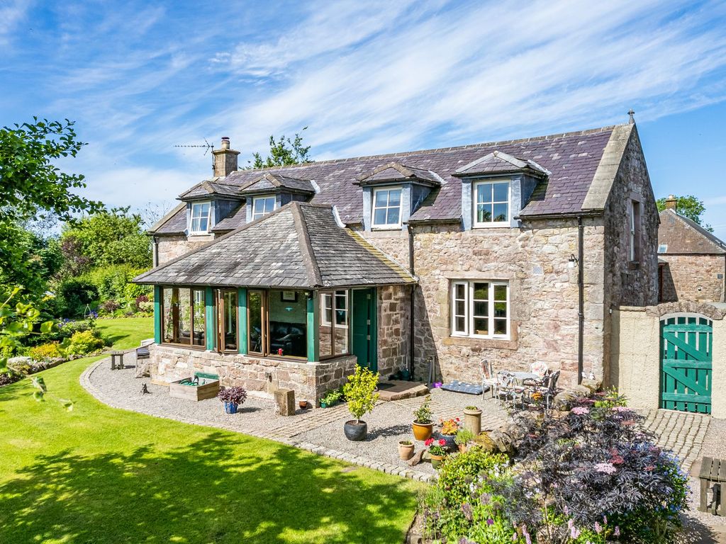 3 bed barn conversion for sale in Eaglesfield, Lockerbie DG11, £425,000