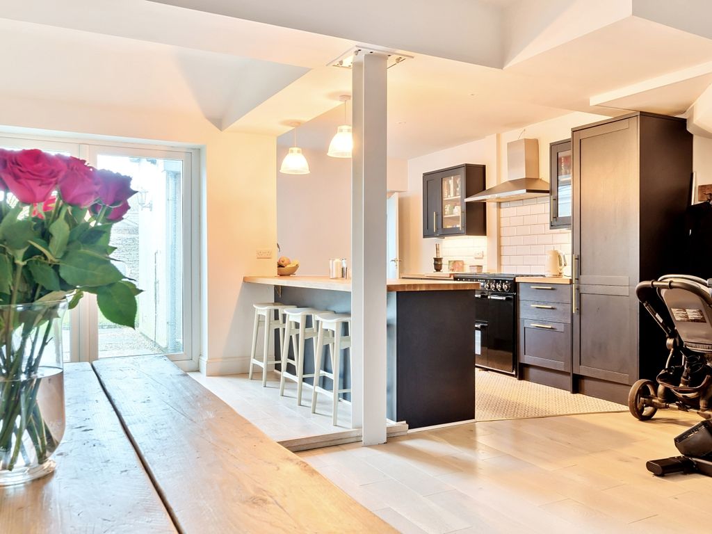 3 bed terraced house for sale in Watermoor Road, Cirencester GL7, £