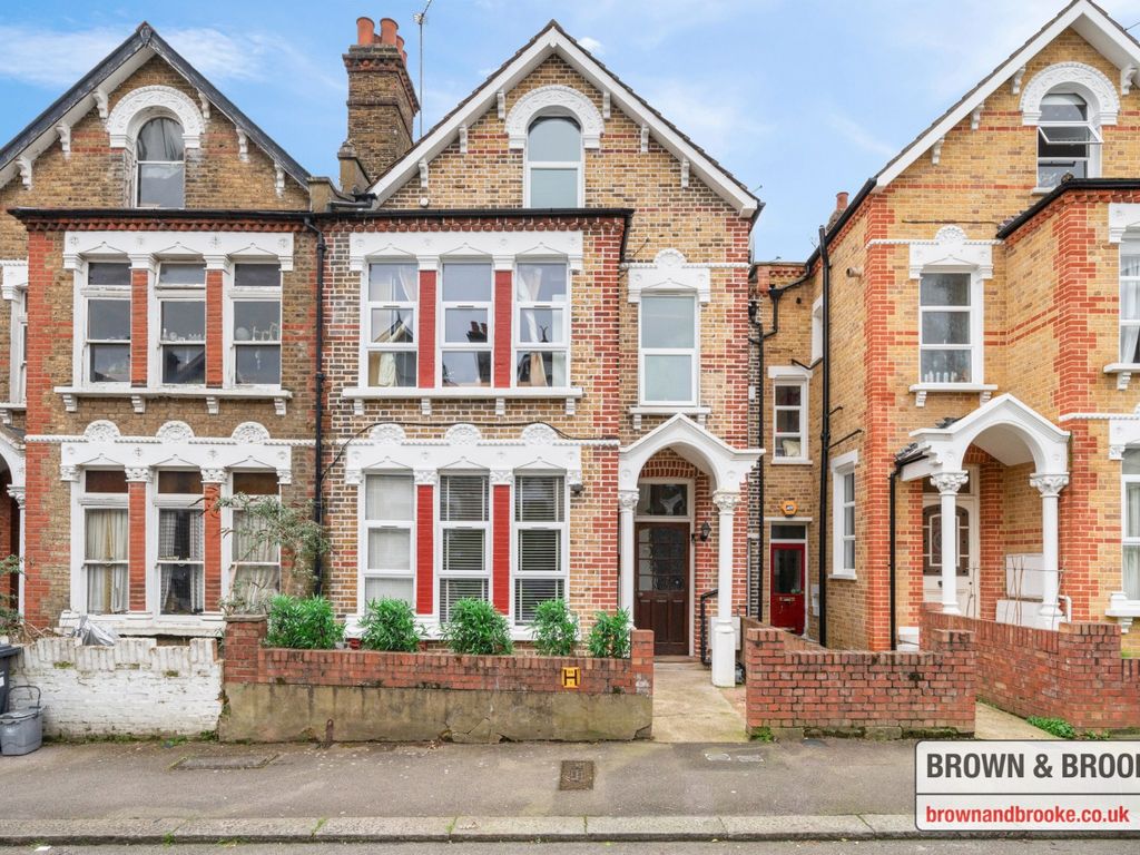 2 bed flat to rent in Halesworth Road, London SE13, £1,500 pcm Zoopla