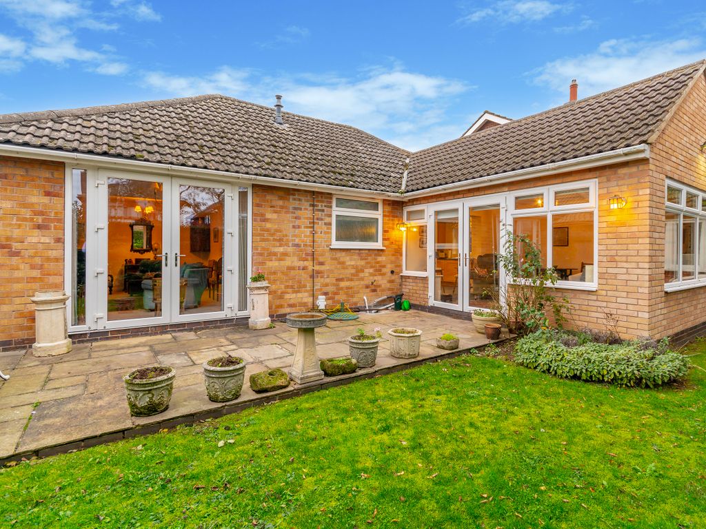 2 bed bungalow for sale in Magdalen Drive, East Bridgford, Nottingham
