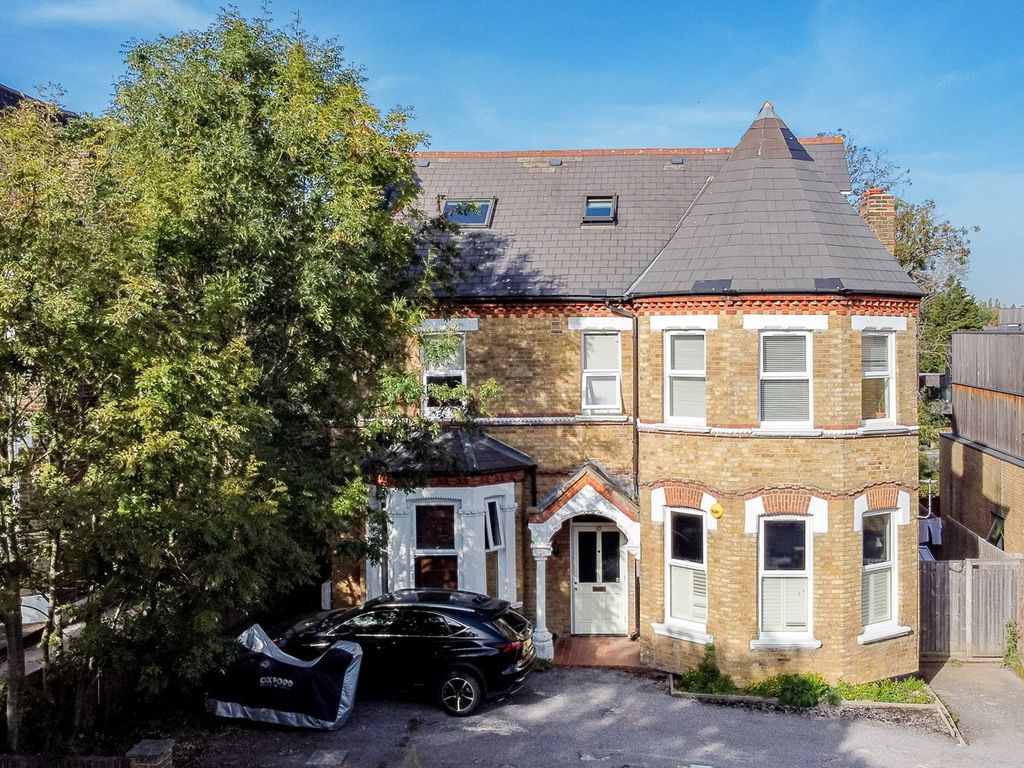 2 bed flat for sale in Tyson Road, Forest Hill SE23, £525,000 Zoopla