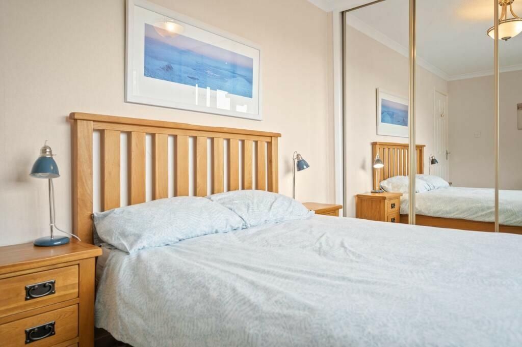 4 bed flat for sale in Pimlico, London SW1V, £625,000 Zoopla