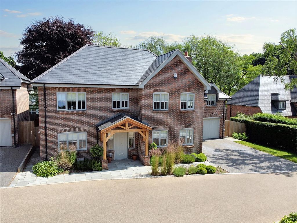 5 bed detached house for sale in Cow Lane, Bramcote, Nottingham NG9, £