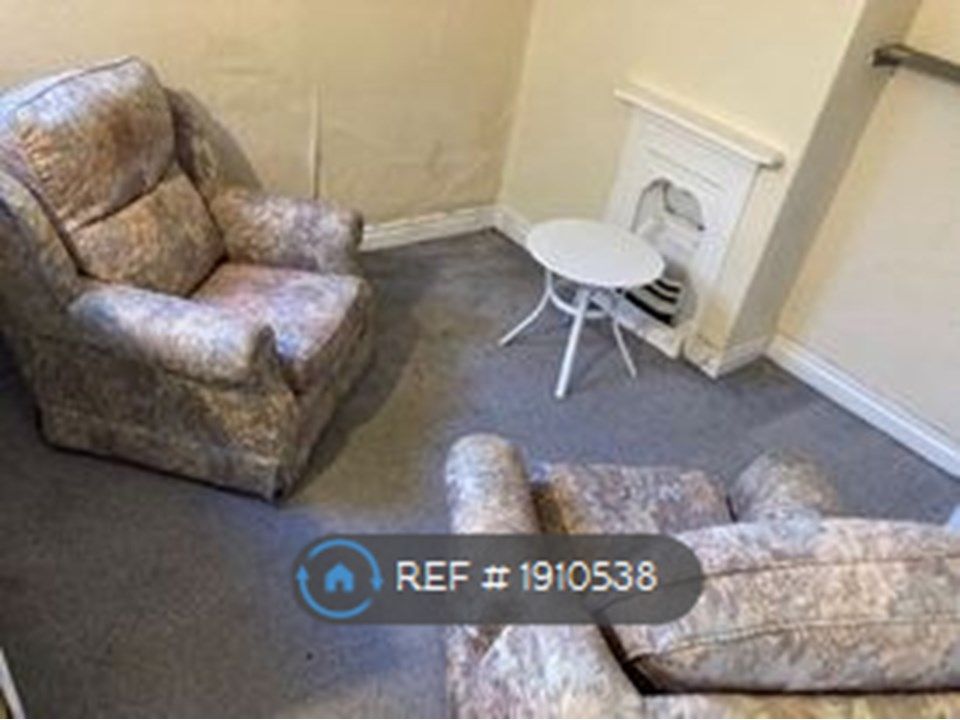 1 bed flat to rent in Halifax Old Road, Huddersfield HD1, £450 pcm Zoopla