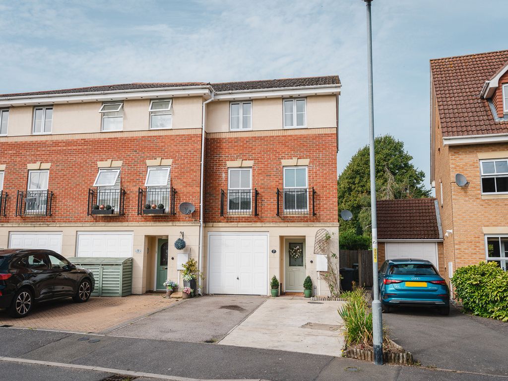 3 bed semidetached house for sale in Kilburn End, Oakham LE15, £270,000 Zoopla