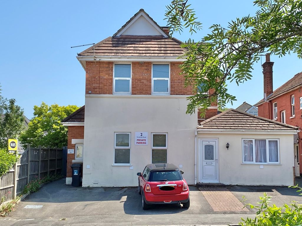 2 bed flat for sale in Pembroke Road, Bournemouth BH4 Zoopla