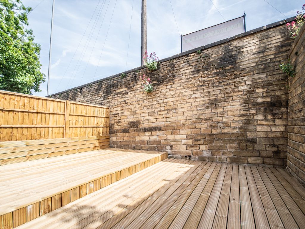 3 bed semidetached house to rent in Wakefield Road, Fenay Bridge