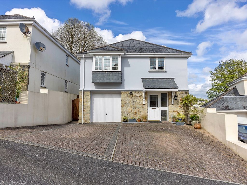 4 bed detached house for sale in Chy Pons, St. Austell PL25 Zoopla