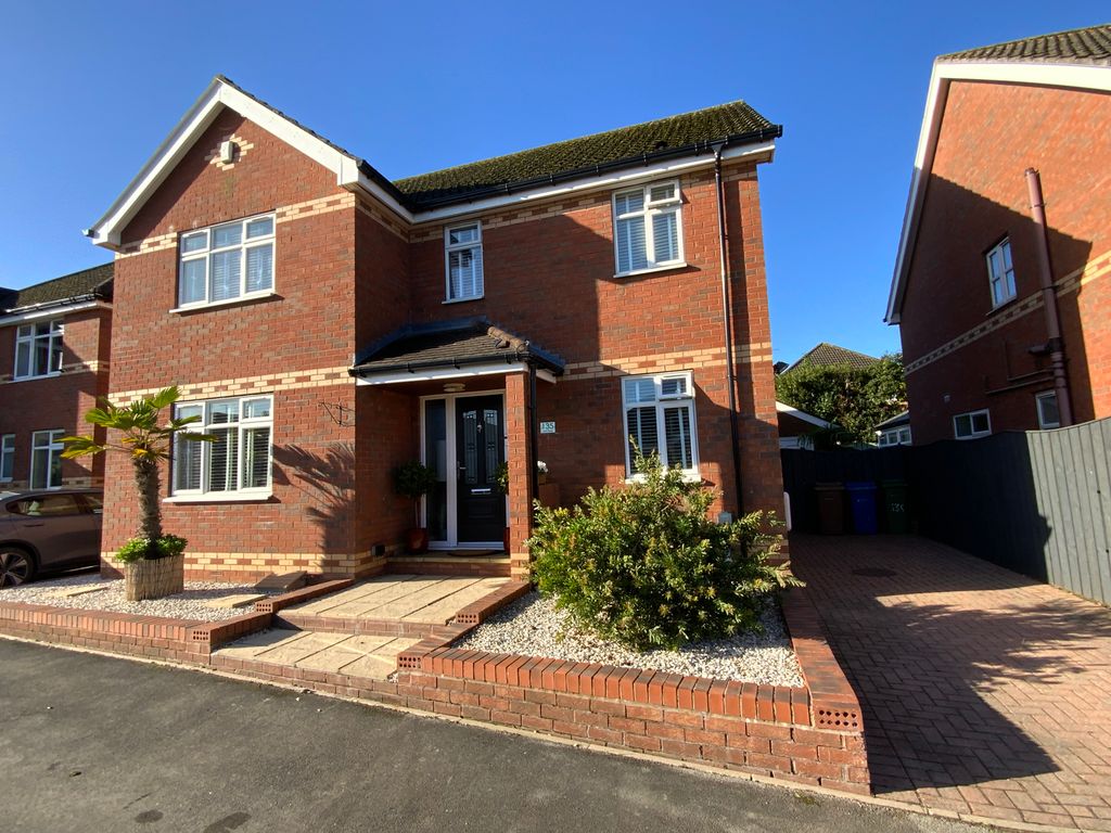 4 bed detached house for sale in Mill Rise, Skidby, Cottingham HU16, £