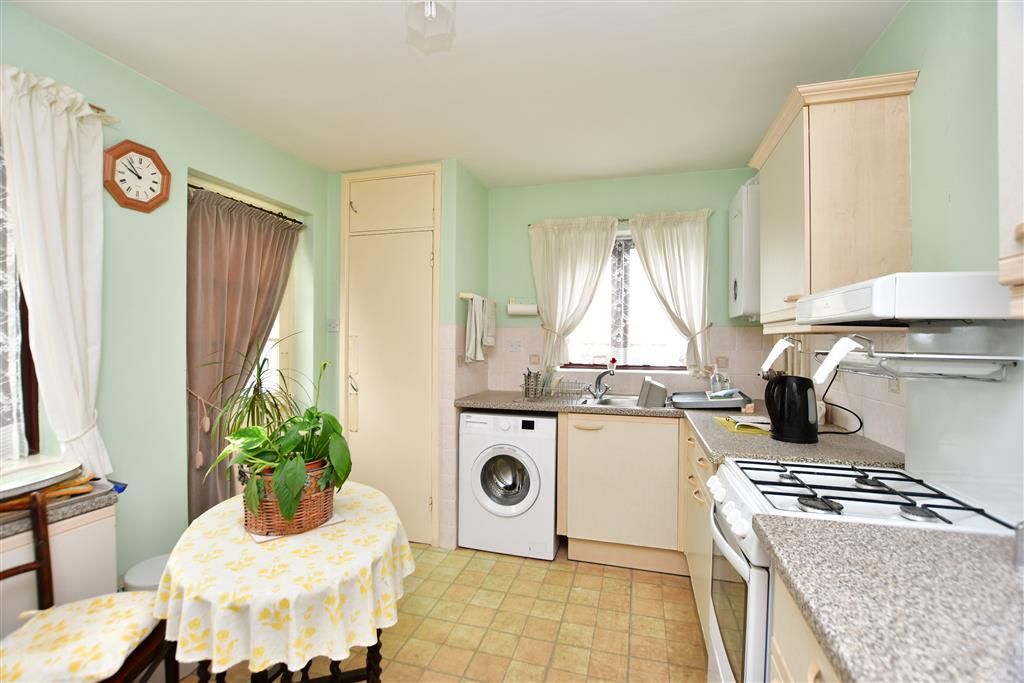 2 bed detached bungalow for sale in Cliff View Road, Cliffsend