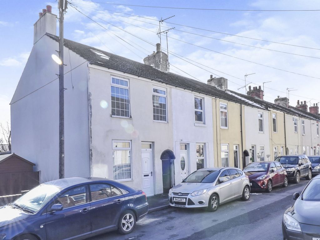 3 bed end terrace house for sale in Grafton Street, Worksop S80 Zoopla