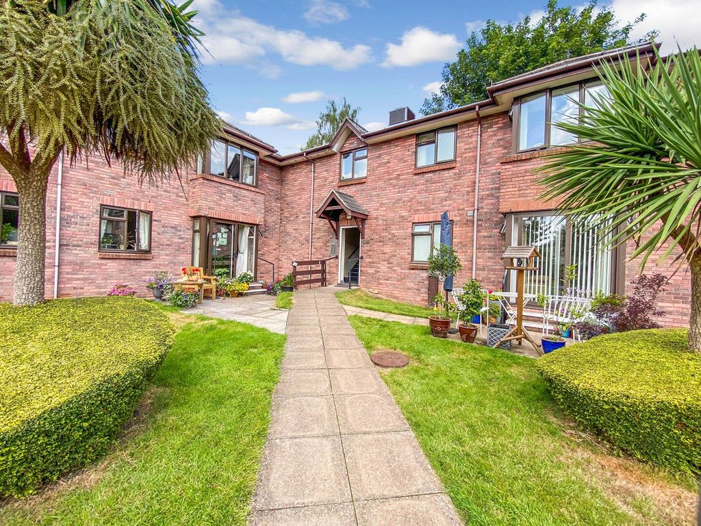 2 bed property for sale in Priory Gardens, Abergavenny NP7 Zoopla