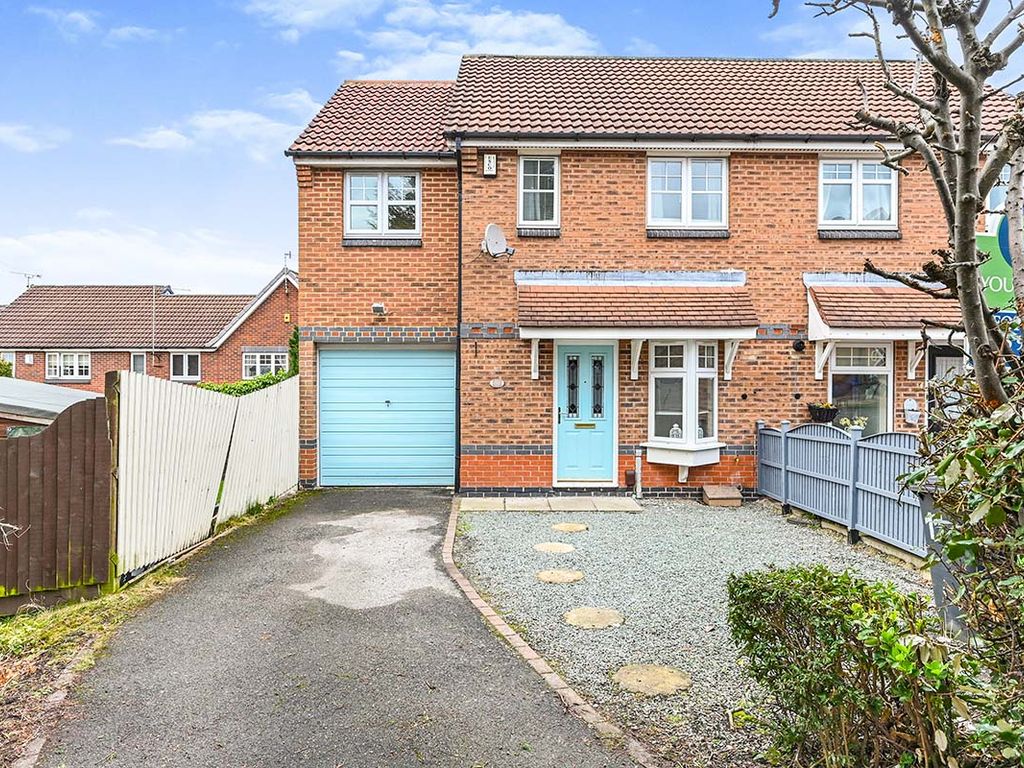 3 bed semidetached house for sale in Sanders Close, Ilkeston DE7 Zoopla