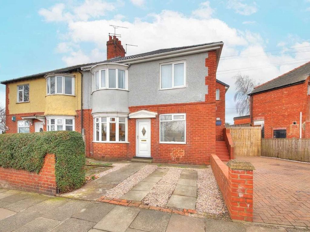 2 bed flat for sale in Fossway, Newcastle Upon Tyne, Tyne And Wear NE6