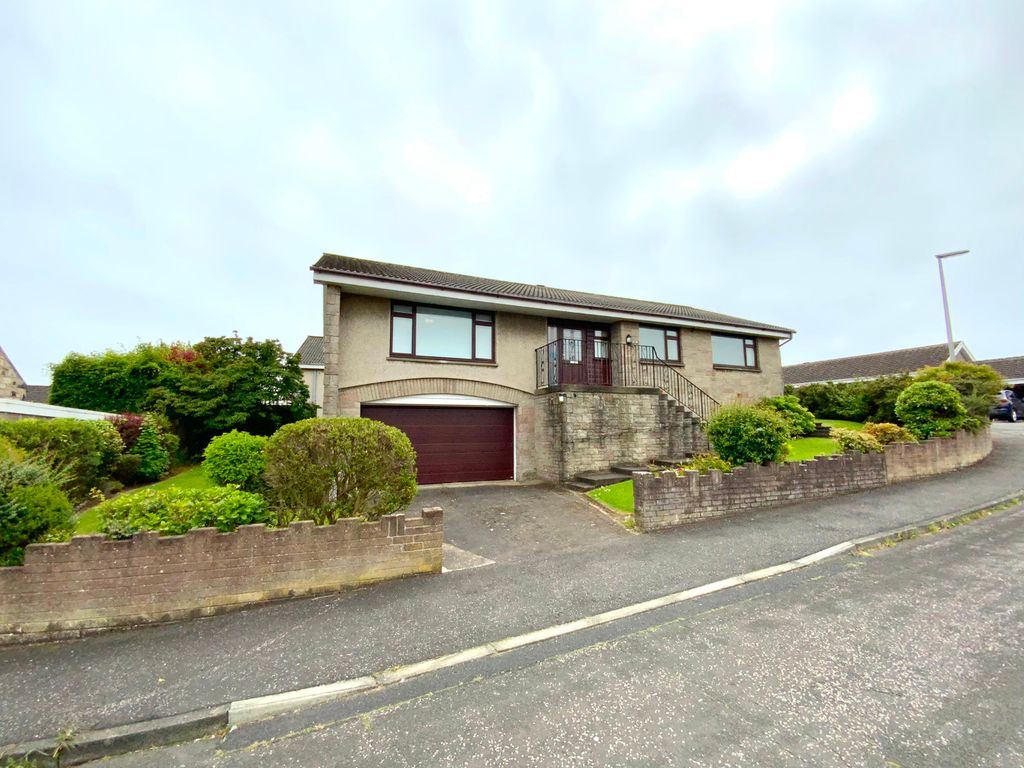 4 bed bungalow for sale in Darney Terrace, Burntisland, Kinghorn KY3