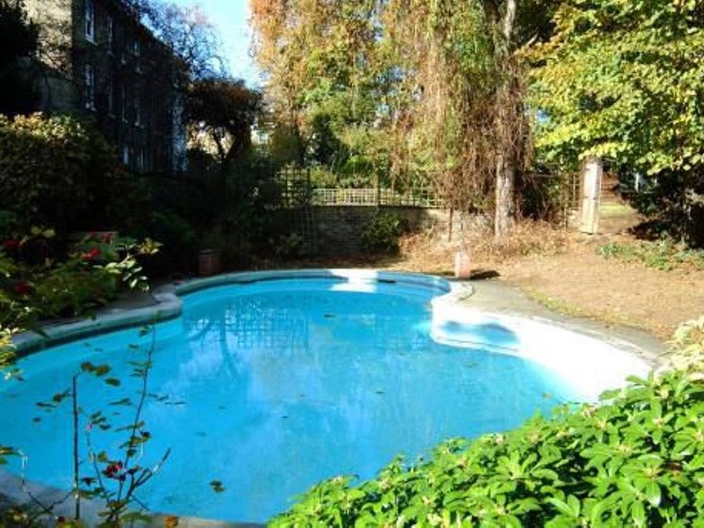 2 bed flat to rent in Gauden Road, Clapham Old Town, London SW4 Zoopla