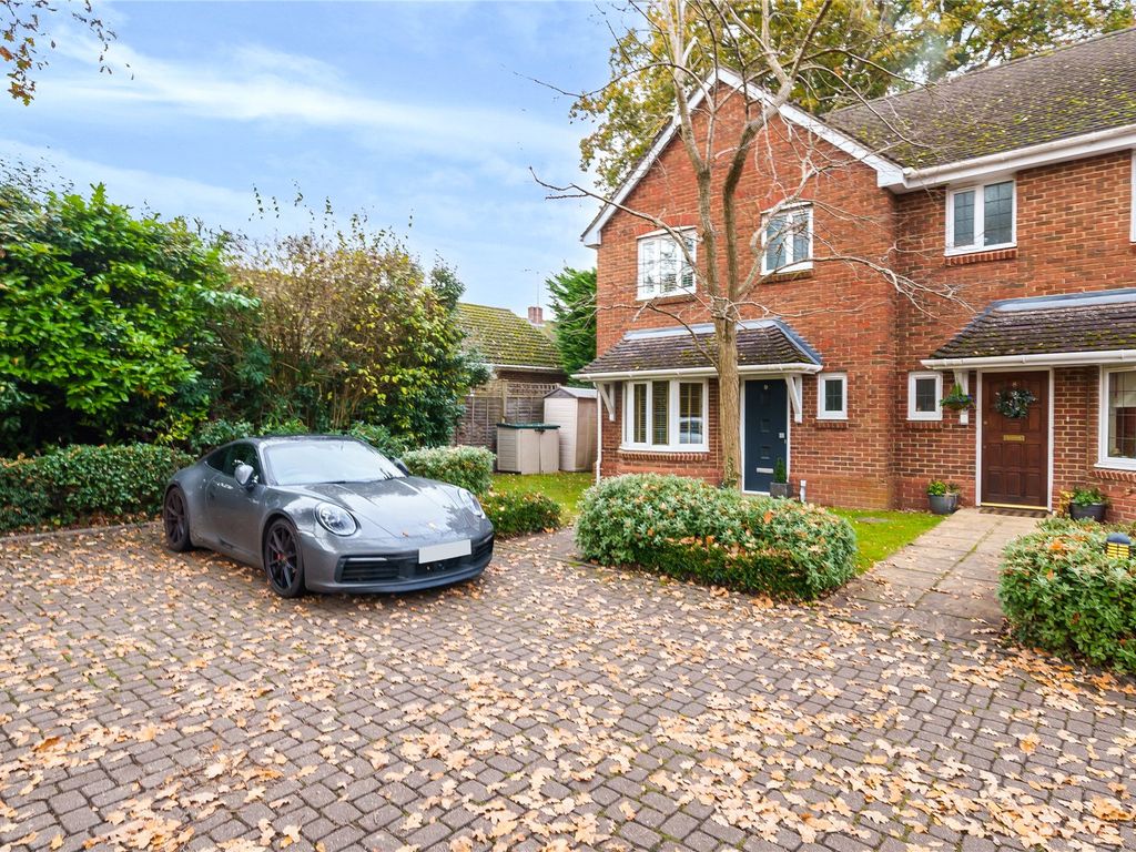 2 bed end terrace house for sale in Windlesham, Surrey GU20, £525,000