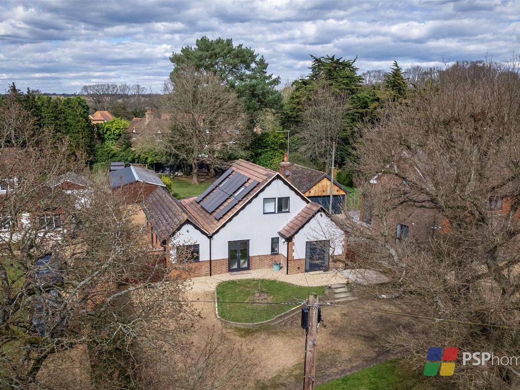 5 bed detached house for sale in Theobalds Road, Burgess Hill RH15 Zoopla