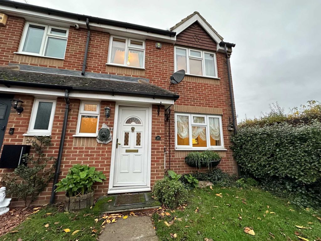 3 bed property for sale in Sussex Road, Erith DA8, £410,000 Zoopla