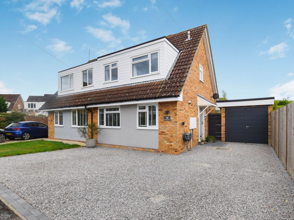3 bed semidetached house for sale in Bramble End, Alconbury