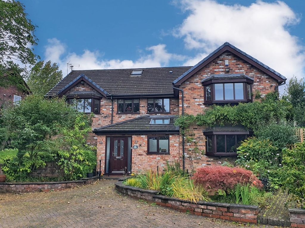 6 bed detached house for sale in Strines Road, Marple, Stockport SK6, £