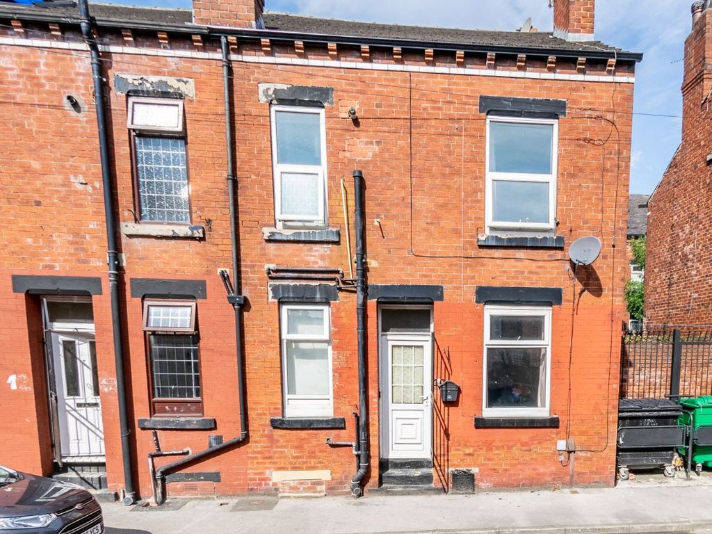 2 bed terraced house for sale in Trentham Row, Beeston, Leeds LS11 Zoopla