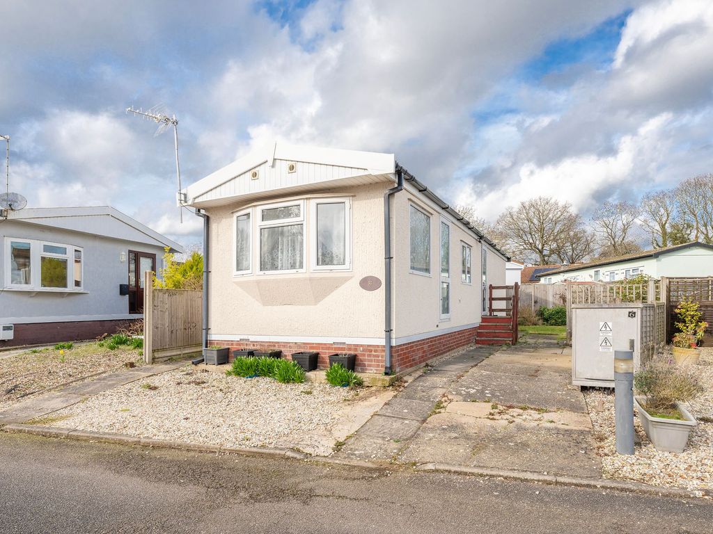 2 bed mobile/park home for sale in Newton Park Homes, Newton St. Faith