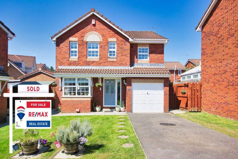 4 bed detached house for sale in Oldwood Place, Eliburn, Livingston