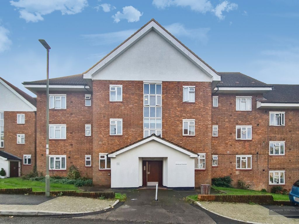 Elmhurst Crescent, London N2